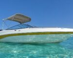 Speed boat